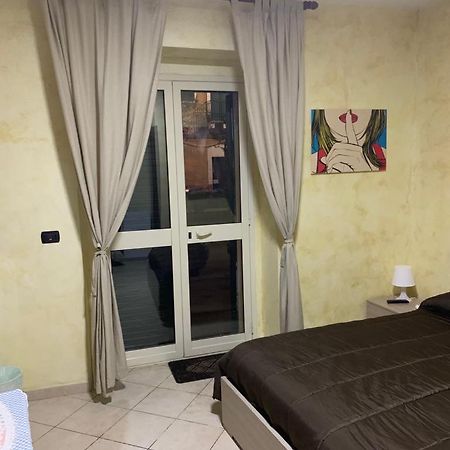 كاتانيا Airport Bedroom House المظهر الخارجي الصورة