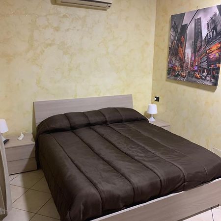 كاتانيا Airport Bedroom House المظهر الخارجي الصورة