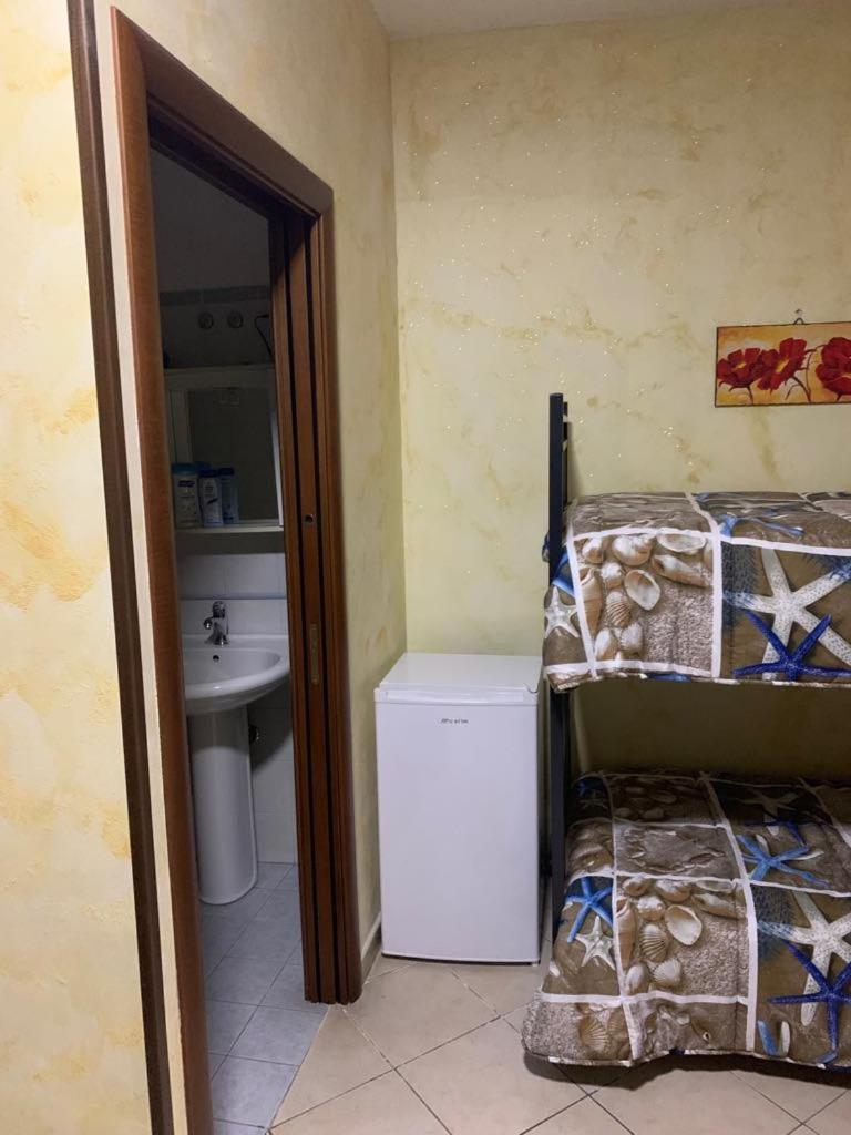 كاتانيا Airport Bedroom House المظهر الخارجي الصورة